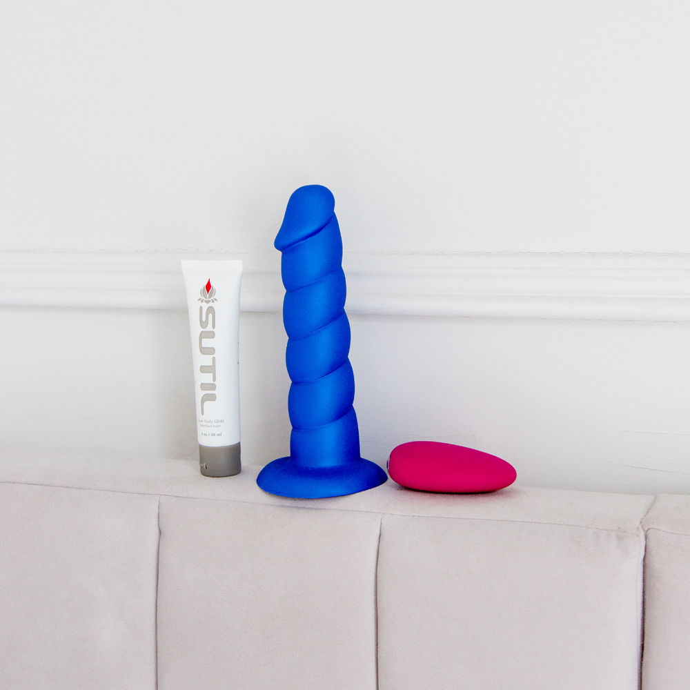 8" Pure Love Silicone Dildo Bonjibon 8" Pure Love Silicone Dildo Bonjibon