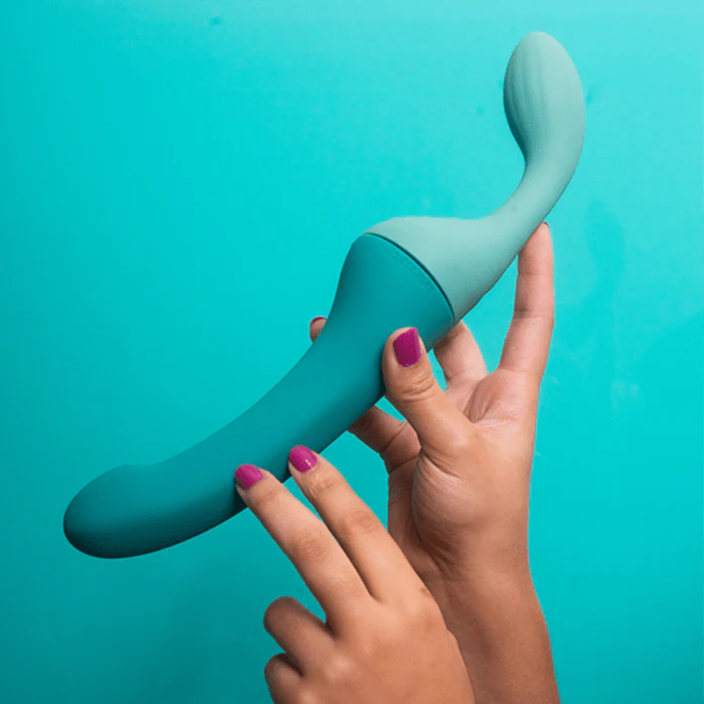 The Dollop Curved Vibrating Dildo