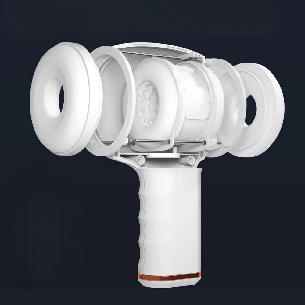 Faye Thrusting Masturbator