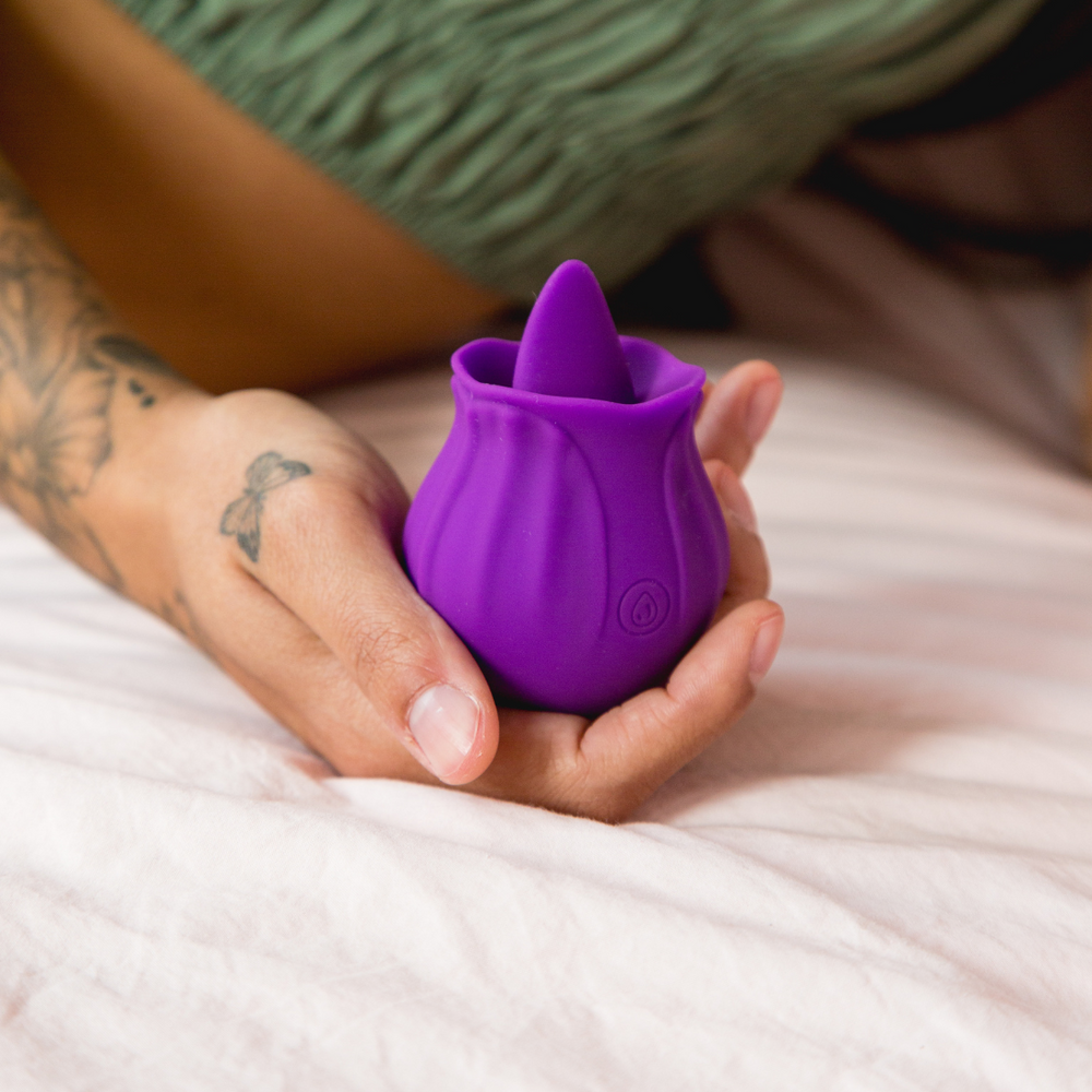 Flickering Tongue Rose Clitoral Stimulator Bonjibon Flickering Tongue Rose Clitoral Stimulator Bonjibon