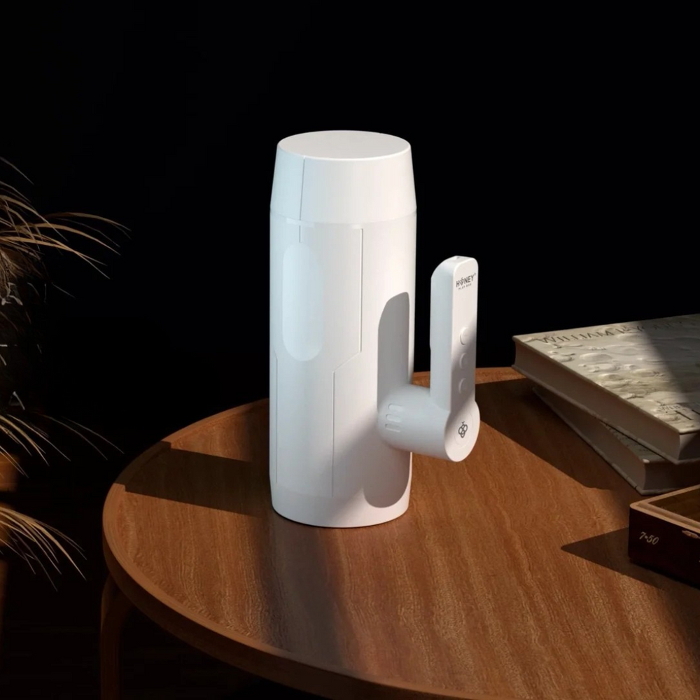 Blanche Thrusting Automatic Masturbator